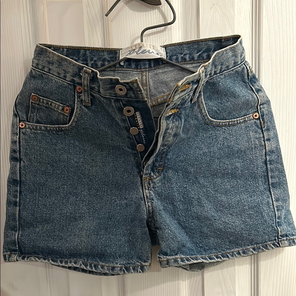Express blues denim shorts.